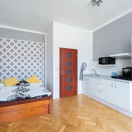 Modern Apartment Few Steps From Centre Prague Exterior photo